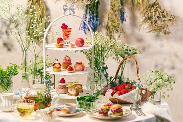 「リーベルホテル大阪」春を彩るいちごアフタヌーンティー 『Strawberry & Botanical Afternoon Tea ～いちごと ハーブが香る、みずみずしい春～』を3月1日より販売開始！