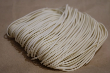 「RAMEN STOCK」から初のオリジナル乾麺「DRY STOCK」が発売！ ノンフライ・手織り・48時間熟成により、 まるで生麺の食感と美味しさを実現！