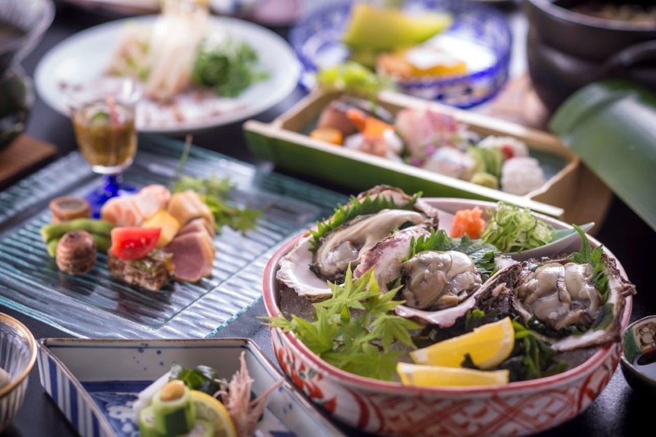 夏の味覚!瀬戸内産『岩牡蠣』と播磨灘の『天然鱧とタコ』を楽しむ会席プラン