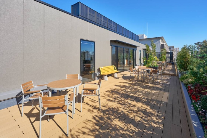 アズハイム葛飾白鳥 屋上庭園