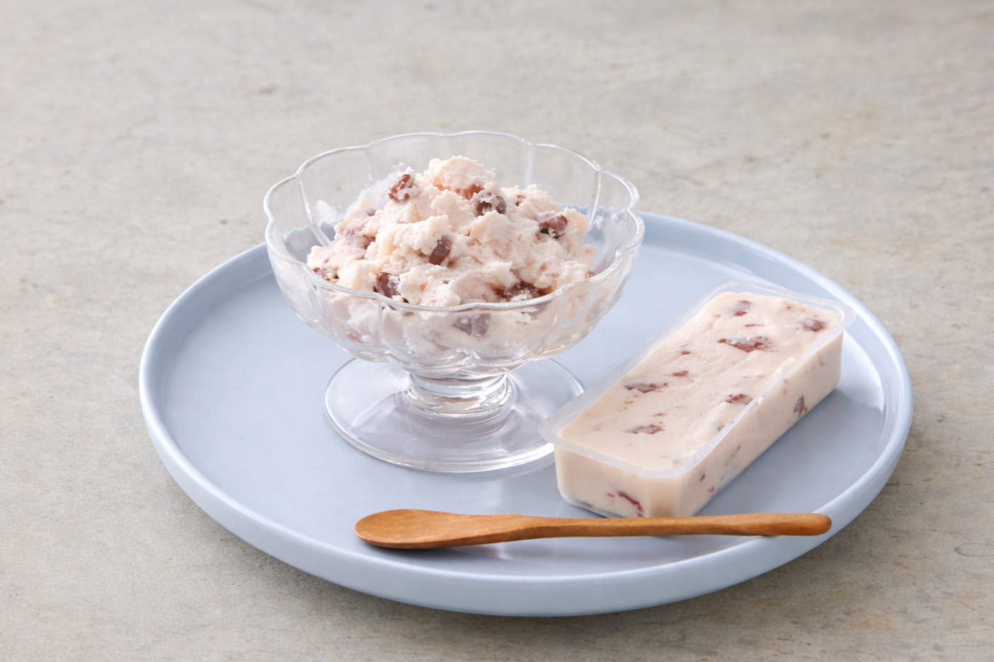 銀座発・あんことチーズの新ジャンル。「銀座若菜」×「ぎんざ空也 空いろ」コラボの大人スイーツ新登場!