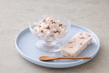 銀座発・あんことチーズの新ジャンル。「銀座若菜」×「ぎんざ空也 空いろ」コラボの大人スイーツ新登場！