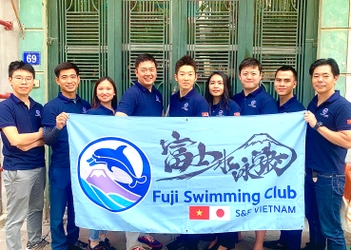 日本で47年の指導実績を誇るFuji Swimming Clubが、 ベトナム・ハノイでのスイミングスクール開講に向けて Thang Long Poolと業務提携