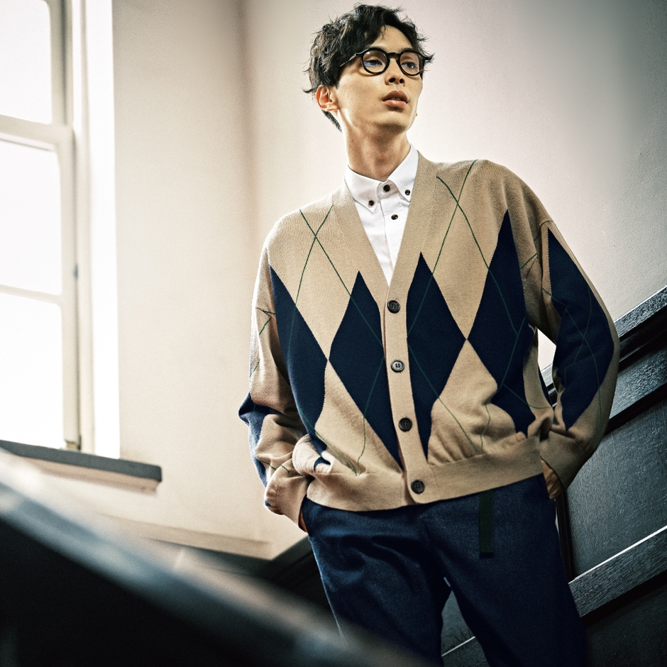 カーディガン 12,000円(税込)