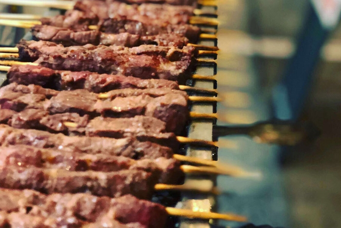 黒羊羊肉串店 BLACK SHEEP(大阪)