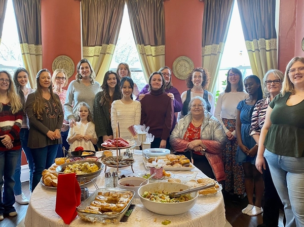 私の誕生日が近かったので、友人のご家族が盛大にホームパーティーを開いてくれました