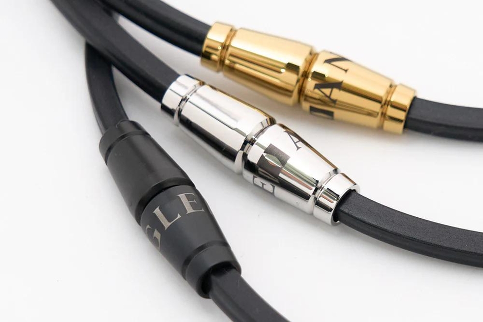 ANGLE e.MODEL 02 NECKLACE_1