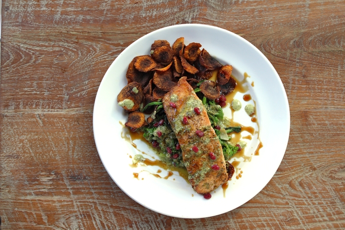 グリーンゴッデスサーモンステーキ 1800円 税別