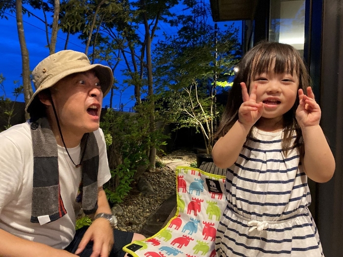 夏には親子で虫の声を楽しみます