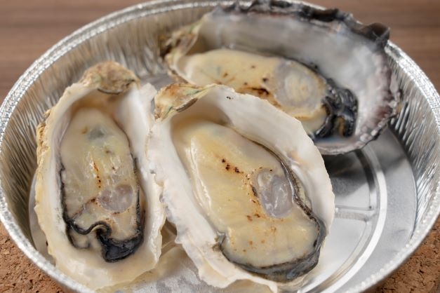 殻付き焼き牡蠣
