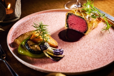 ▲淡路牛を使用したメイン料理（昨年の料理写真）
