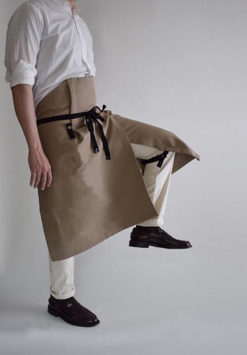 HASHIRA apron 足上げ