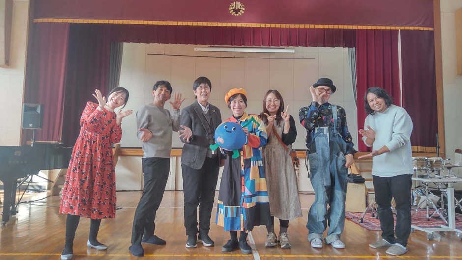 学校公演の様子