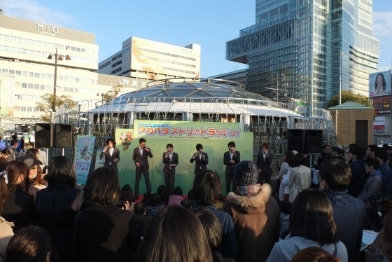 2016年3月 てんしばでのアカペラライブの様子