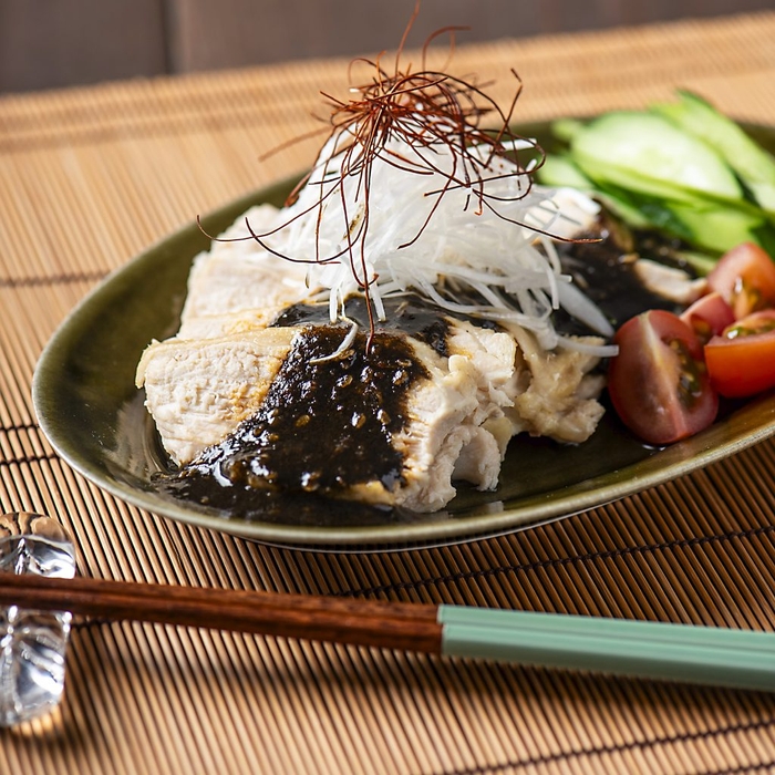 黒胡麻バンバンジー(黒胡麻坦々めんつゆ使用)