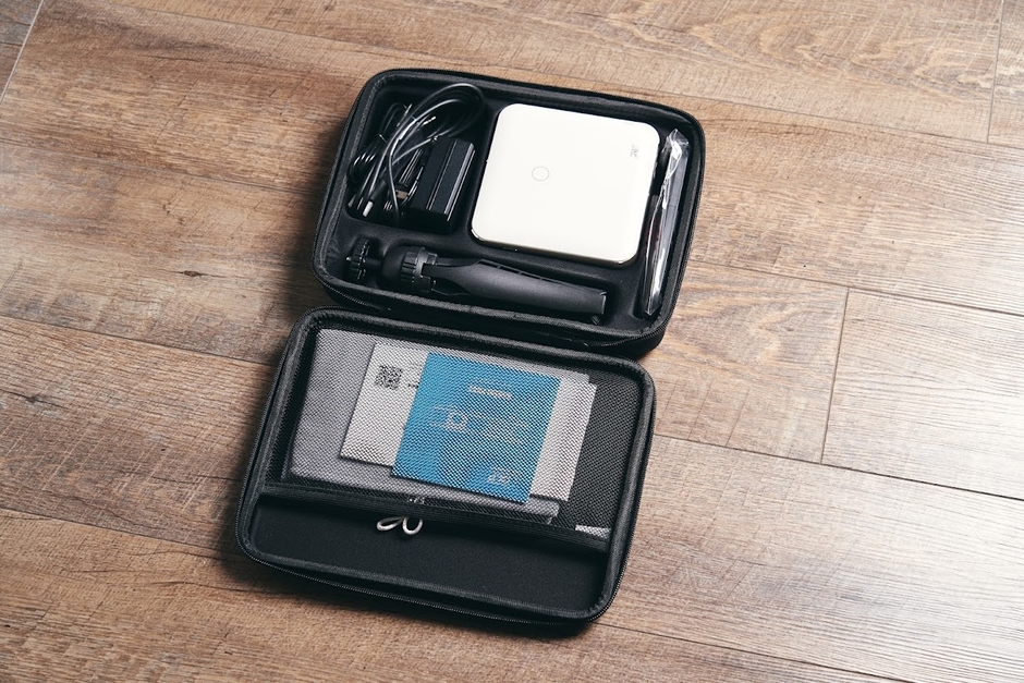 専用キャリーケース付き