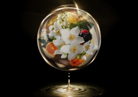 芳醇なホワイトフローラルの香り