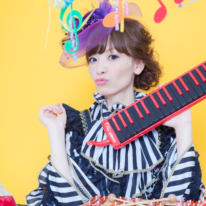 野口杏梨(トイ・ピアノ)