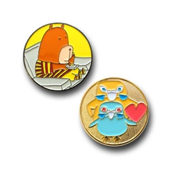 ◆PINS FACTORY（ピンズファクトリー）◆　ピンズ実例No.830　株式会社キャラクター・クリエーション　様　「”仔グマのリーガン”ピンバッジ」