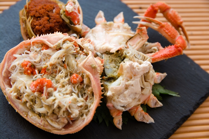 ズワイガニのメス=セイコガニ(地域による)