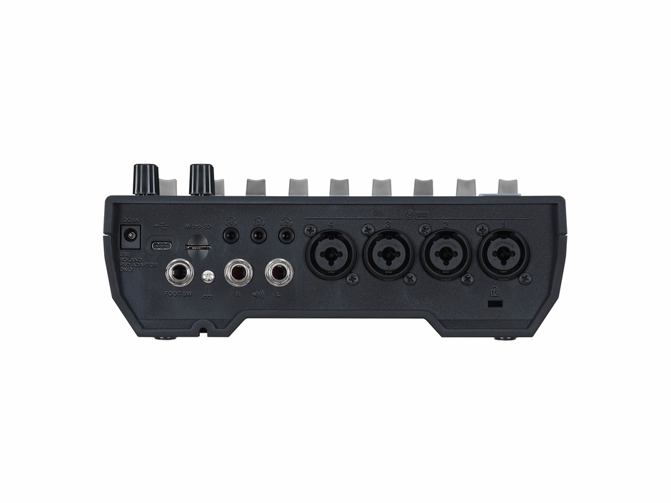 『Gigcaster 8』リア・パネル 