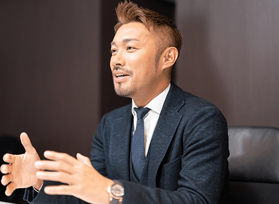創業6年で年商55億に達した元Jリーガー社長が導く！ 飲食店開業