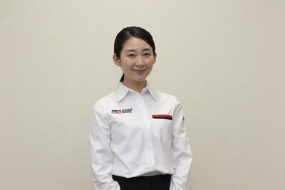 安堂サオリ氏