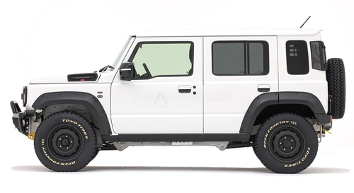 【東京オートサロン2026】 ジムニーカスタムのパイオニア「アピオ」が32年ぶりに出展！ 独自の美学を凝縮した最新デモカー3台を 一挙公開＆先行発売の物販も実施！