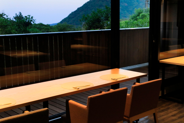 箱根の自然が目の前に広がるレストラン