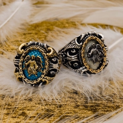 -Dennis Pollicino氏への敬意を込め- 2025年12月13日に「LEATHERS AND TREASURES」が 新作リングとエンジェルパーツを発売