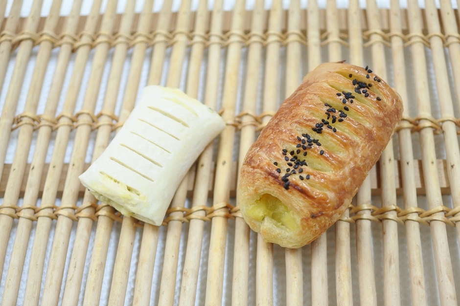 紅あずまのカスタードデニッシュ