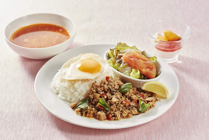 【ジョナサン】タイ風ガパオライスセット(ミネストローネ&マンゴーヨーグルト付き)