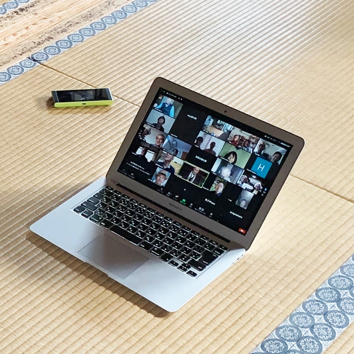 Zoomで参加