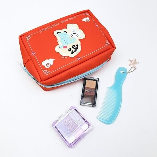 中華しんちゃんポーチ