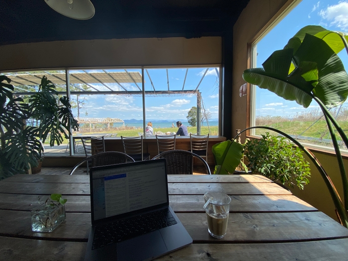 カフェ&ベーカリー La・Sante