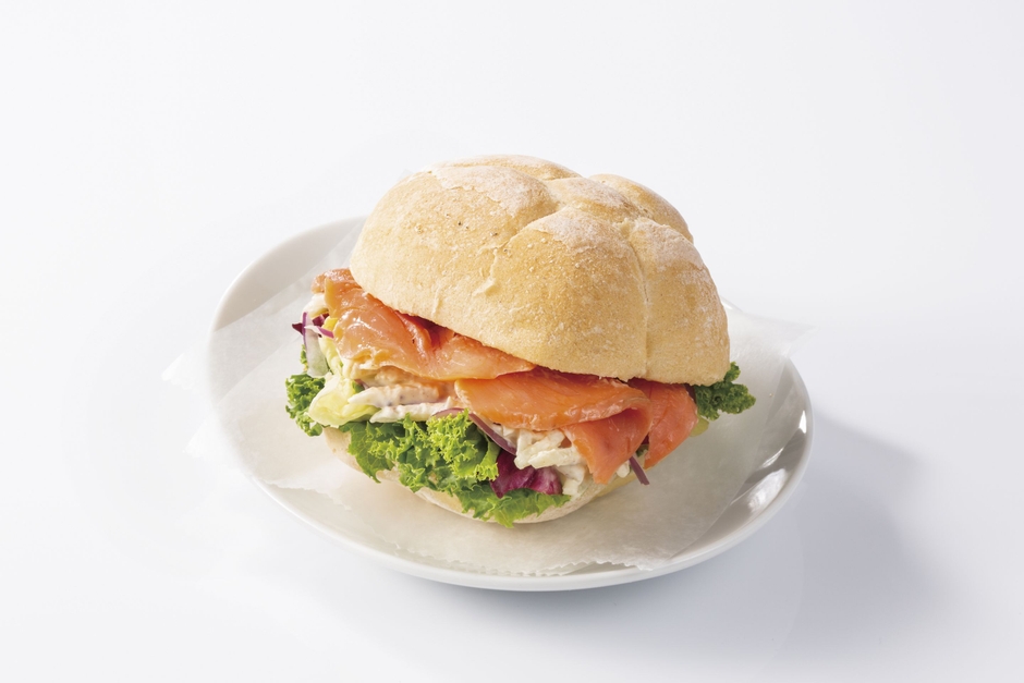 ロゼッタ スモークサーモン＆マスタードポテトサラダ