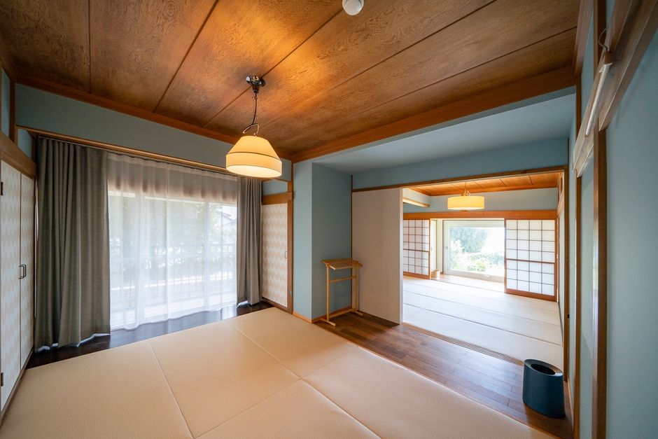 BEE(8人部屋※間仕切り可)