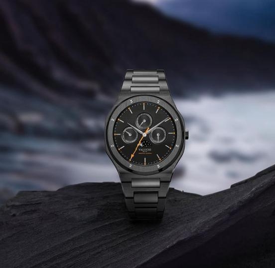 ブラックオンブラック