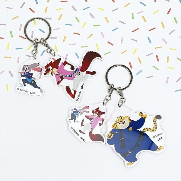ディズニーの人気作品ズートピアのアクリルキーホルダー