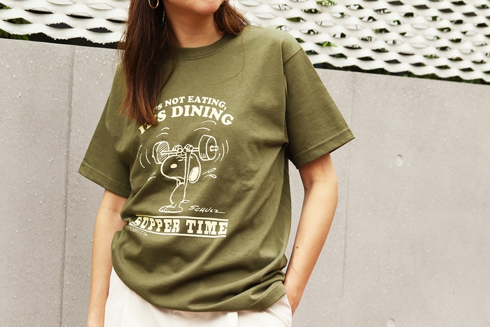 PEANUTS Cafe オリジナルTシャツ“LIFTING”