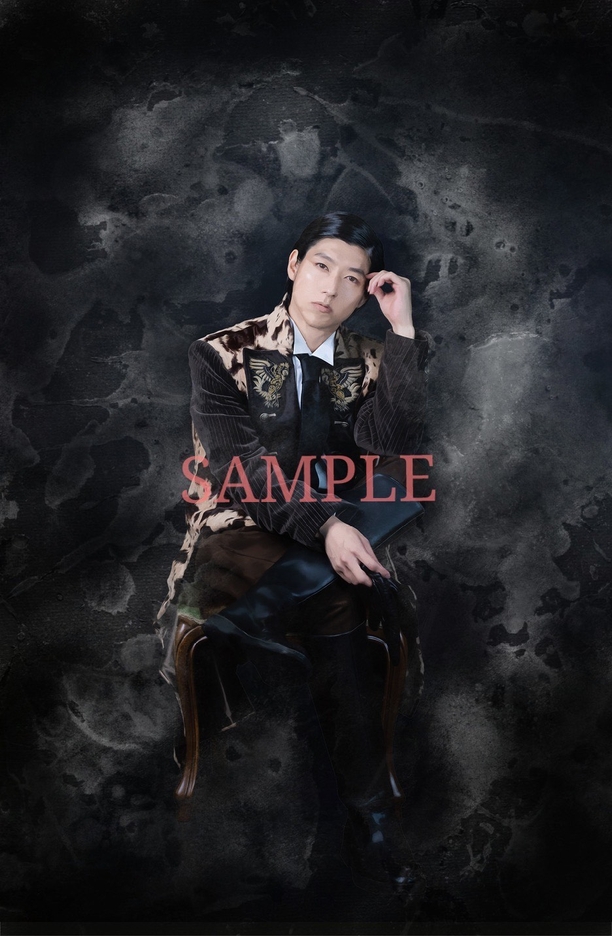 アドルフ・ヒットラー役:谷佳樹