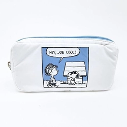 シンプルが一番！スヌーピーのコミックデザインポーチ。