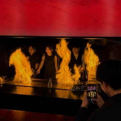 臨場感あふれる鉄板焼きで、大切な記念日、誕生日に特化した、 五感で味わう没入型コース料理　 「ロイスター中洲店」10月1日完全予約制レストランとして リニューアルオープン
