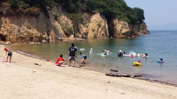 穏やかな瀬戸内での海水浴