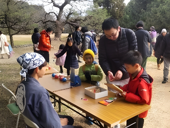 お楽しみ広場