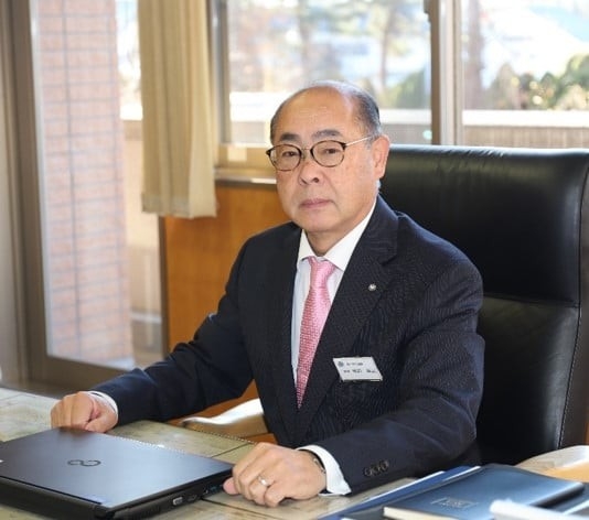 富士河口湖町長 渡辺英之