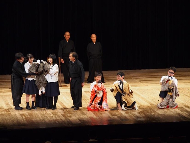 昨年の芸術鑑賞会の様子