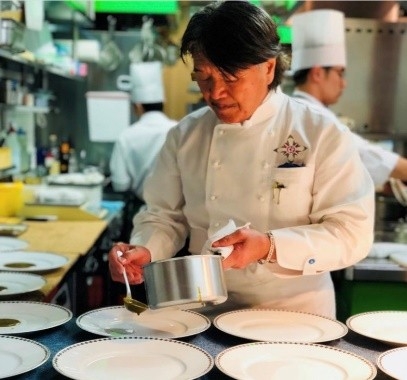 オーナーシェフ 坂井宏行