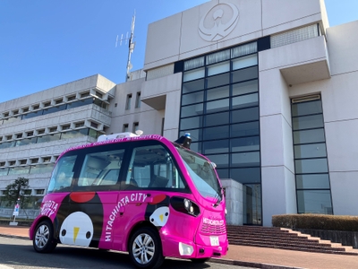 <レベル4認可を取得した自動運転EVバス「EVO」(Navya Mobility社製)>