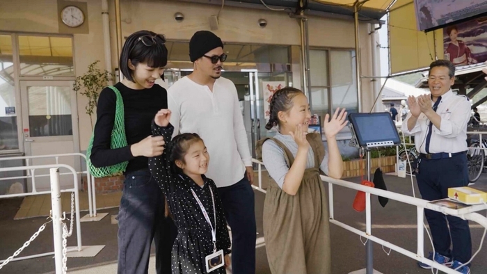 スタッフからの祝福